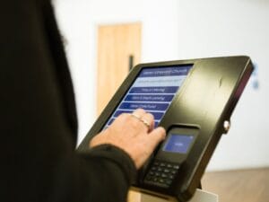 Verso Vineyard Church: Church Fundraising Terminals Systems Review